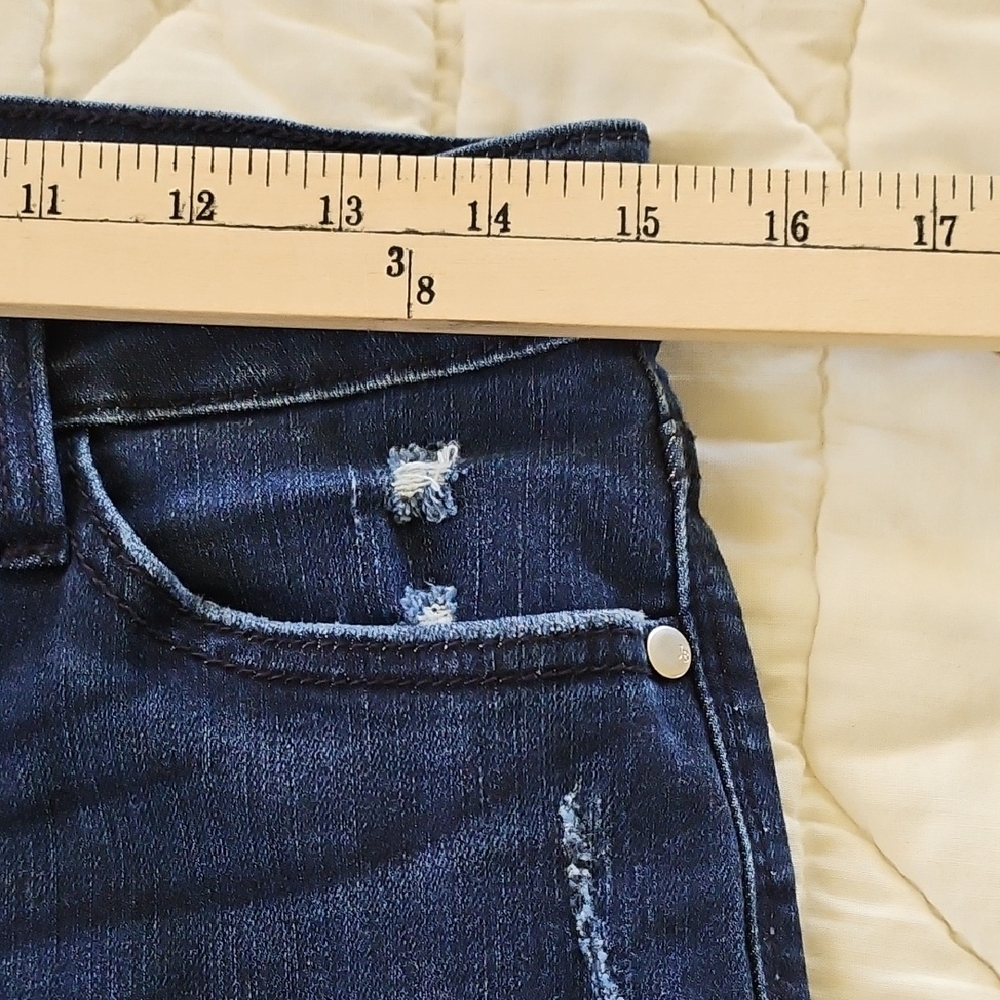 Judy Blue Slightly Distressed Straight Leg Jeans- Size 7/28 - Picture 3 of 8